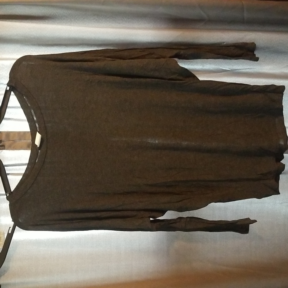 Womens Double U long sleeved size medium